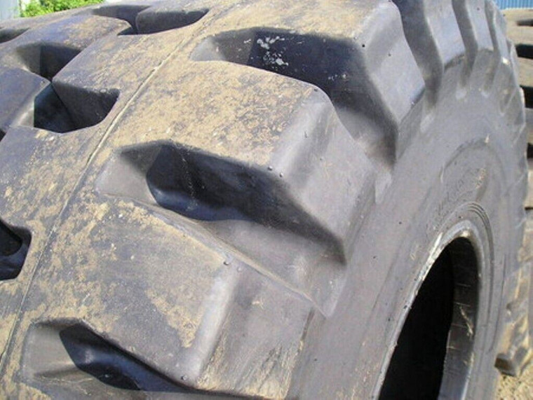 (4-Tires) 20.5-25 tires Loader L-5 20 PR tire 20.5/25 Samson / Advance 20525