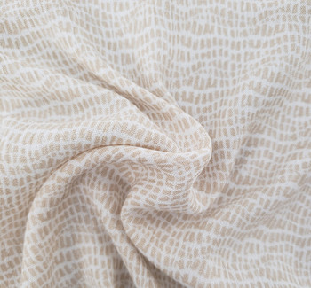 Rayon Crinkle 1D1164 Beige Fabric, 50/52" wide - fabric detail view 3