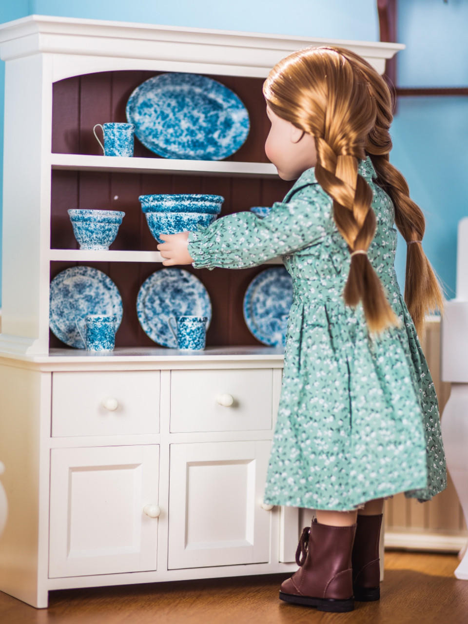 https://cdn11.bigcommerce.com/s-m5vcu70215/images/stencil/1280x1280/products/157/2184/the-queens-treasures-wooden-farmhouse-cupboard-dish-hutch-furniture-for-18-inch-dolls__72399.1692299268.jpg?c=1
