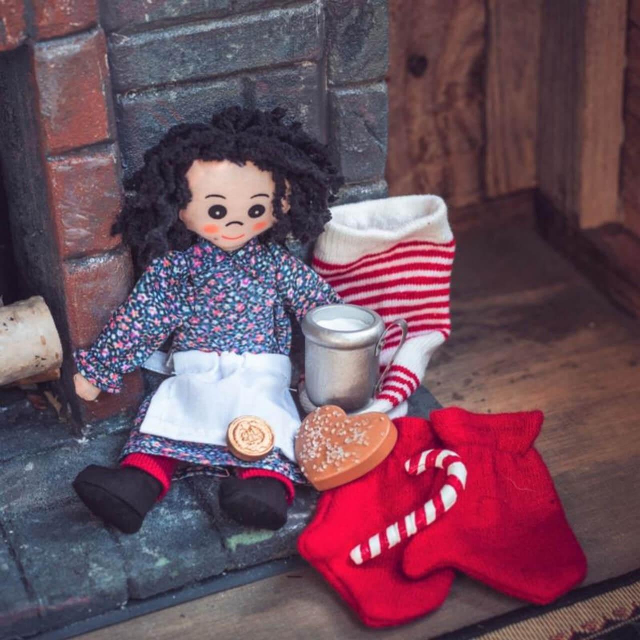 18 Inch Doll 8 Piece Christmas Accessory Set