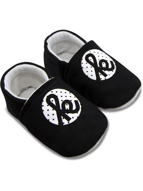 babies white shoes