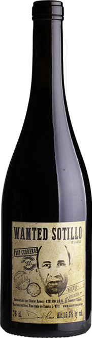 Bottle of Wanted Sotillo red wine from Daniel Ramos in Cebreros, Sierra de Gredos