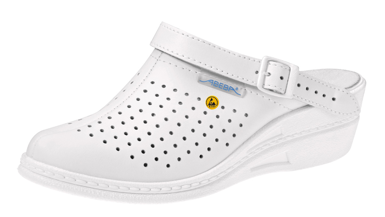 white leather slip resistant shoes