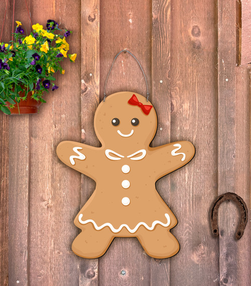 Outdoor Metal Art Gingerbread People