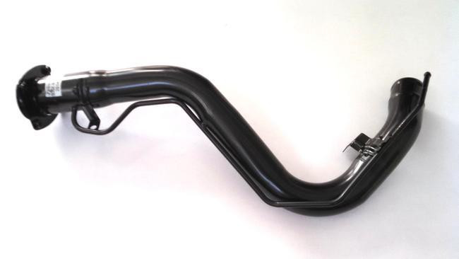 2000 2001 2002 Suzuki Esteem Fuel Filler Neck SUZ005