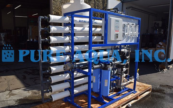 Sistema de Osmose Reversa de Dupla Passagem para Alimentação de Caldeira 27,000 & 12,000 GPD - EUA