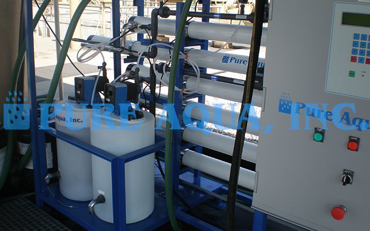 Suporte Piloto de Osmose Reversa 35,000 GPD - EUA