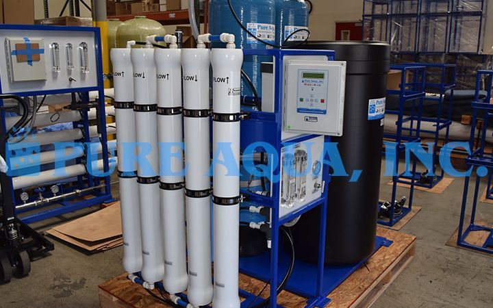 Unidades Comerciais de Osmose Reversa para Redução de Cloretos - 2 X 7,500 GPD - EUA