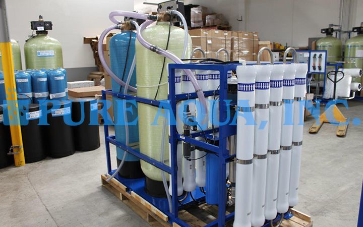 Sistema de Osmose Reversa de Água Salobra com Suporte Montado 15,000 GPD - EUA
