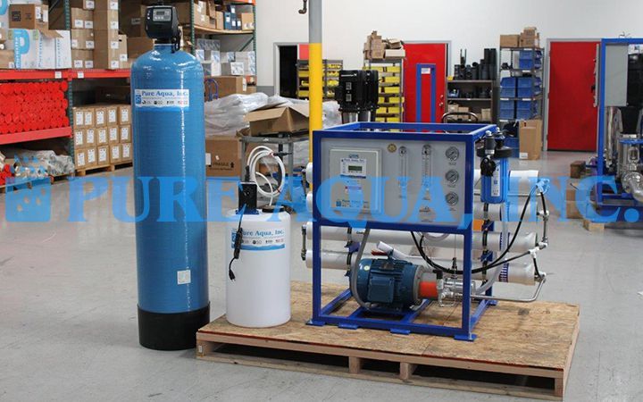 Máquina de Dessalinização Comercial 3,800 GPD - Singapura