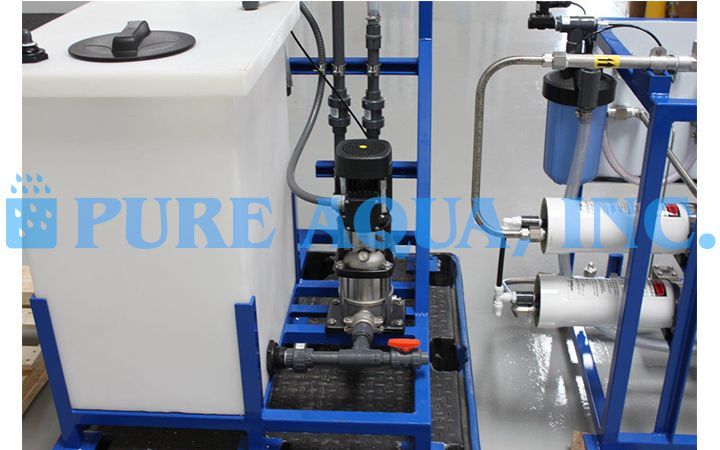 Sistemas de Osmose Reversa de Água do Mar 3x2,100 GPD - EUA