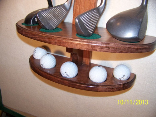 KG-O5, 4 Club/5 Ball Wall Mount Golf Rack 