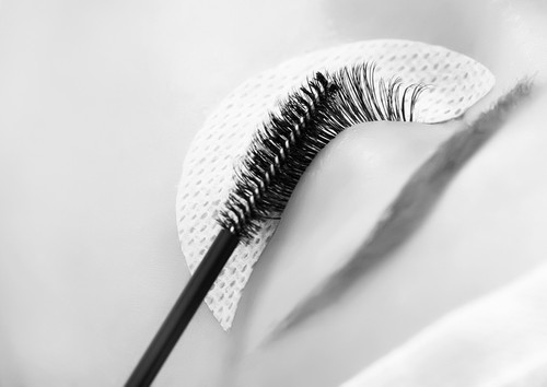 Clean Eyelashes Every Time Before Applying Extensions