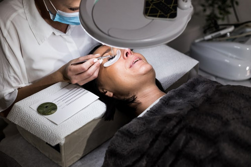 Should I Get Eyelash Extensions?