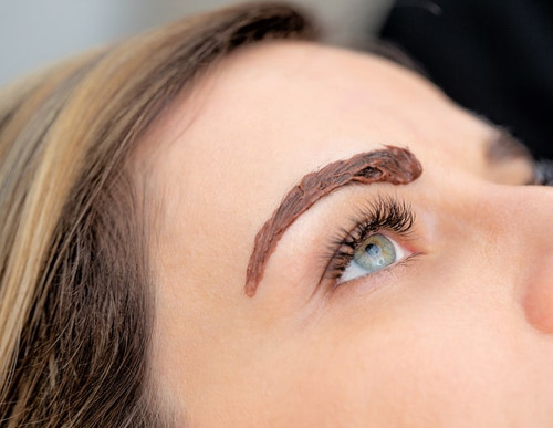 How to Tint Eyebrows: A Complete Guide to Enhancing Your Look