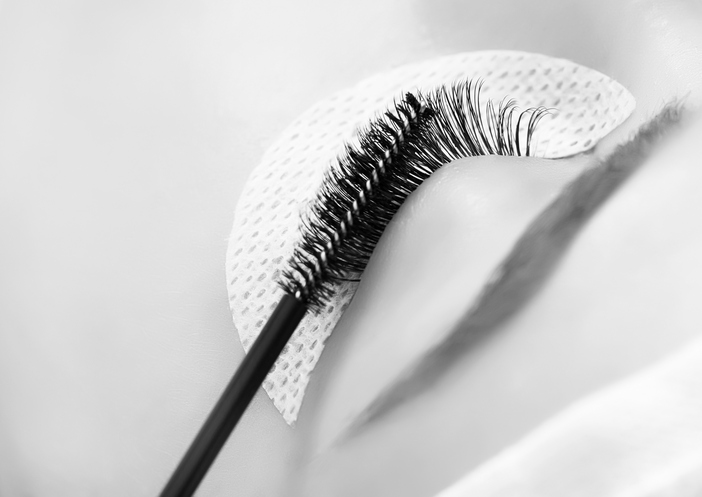 How To Clean Eyelash Extensions With Cleanser