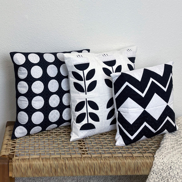 Solitaire Annika Pillows Project Image