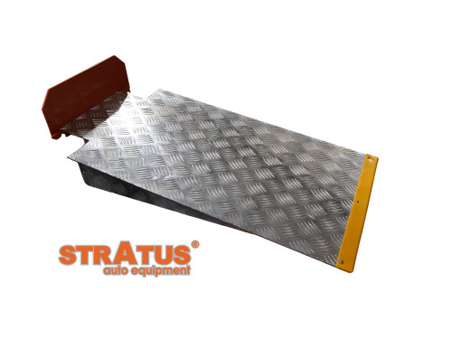 Stratus 4 Post Parking Lift Aluminum Ramps