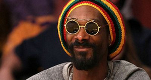 snoop lion in rasta hat
