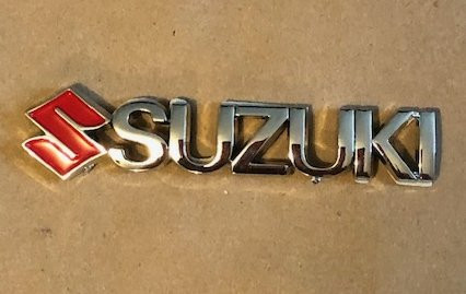 SUKUZI Chrome Emblem