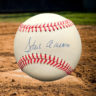 Hank Aaron Autographed Rawlings NL Baseball (Beckett)