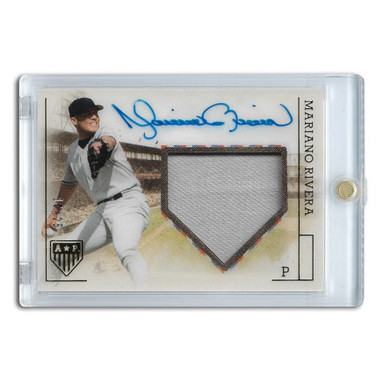 Mariano Rivera Autographed Card 2023 America's Pastime Materials Gold # PMS-MR Ltd Ed of 25