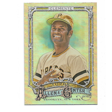 Roberto Clemente 2025 Topps Allen & Ginter Rainbow Foil # 39