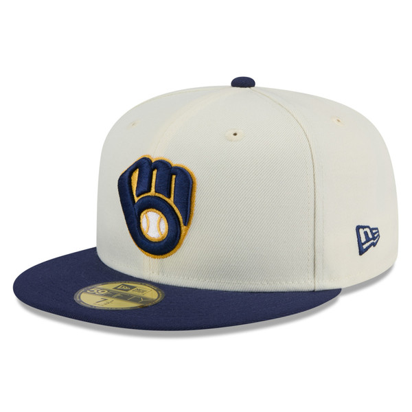 Men’s New Era Milwaukee Brewers Chrome White and Blue 59FIFTY Fitted Cap