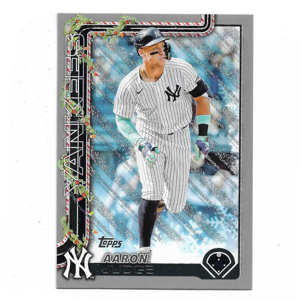 Aaron Judge 2025 Topps Holiday Silver Glitter # 161