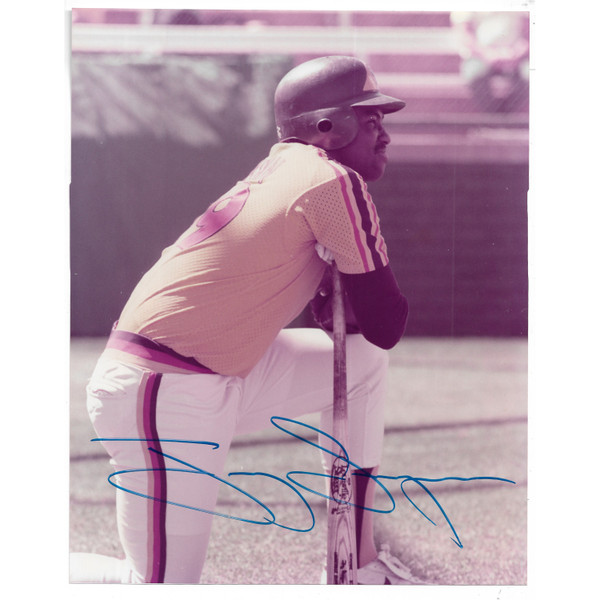Tony Gwynn Autographed 8x10 Photograph (PSA-18)