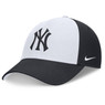 Men’s Nike New York Yankees Club Structured Performance Adjustable Cap