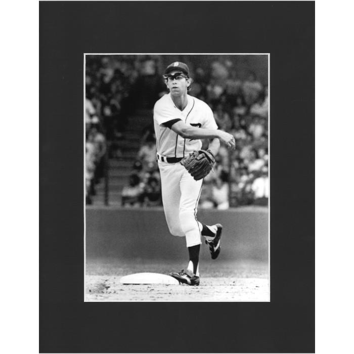 Matted 8x10 Photo- Alan Trammell Throwing Matted 8x10 Photo- Alan Trammell Throwing