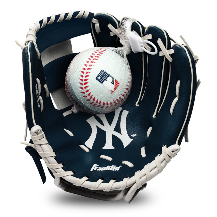 Franklin New York Yankees 9.5" Team Logo Youth Glove and Ball Set Franklin New York Yankees 9.5" Team Logo Youth Glove and Ball Set