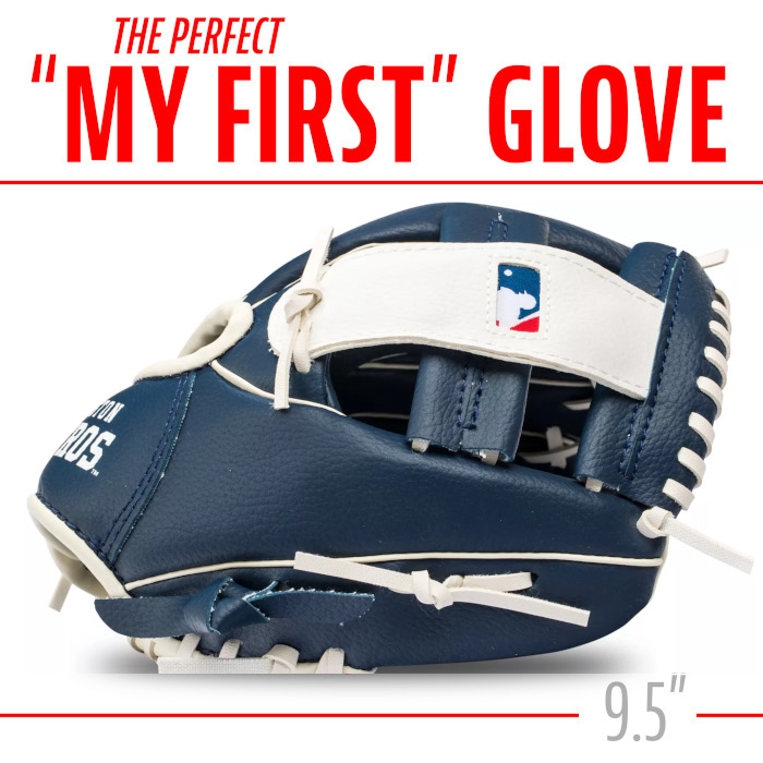 Franklin Houston Astros 9.5" Team Logo Youth Glove and Ball Set Franklin Houston Astros 9.5" Team Logo Youth Glove and Ball Set