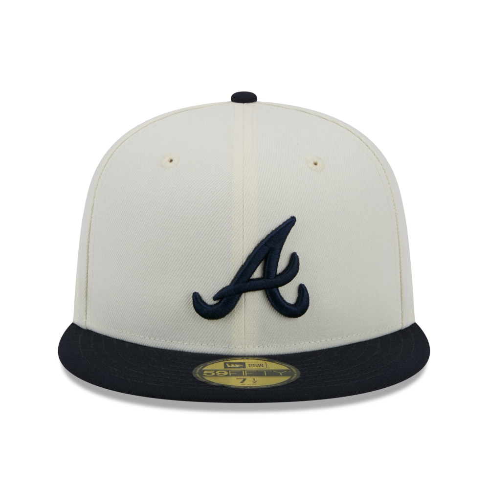 Men’s New Era Atlanta Braves Chrome White and Navy 59FIFTY Fitted Cap