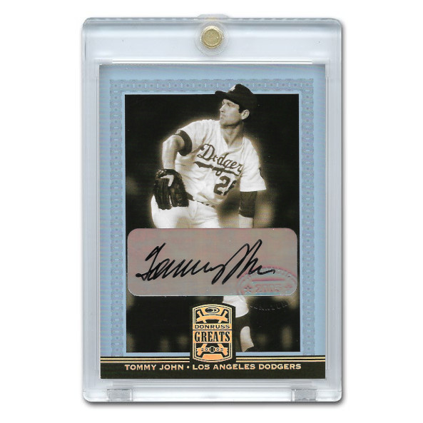 Tommy John Autographed Card 2005 Donruss Greats Gold Holofoil Signatures