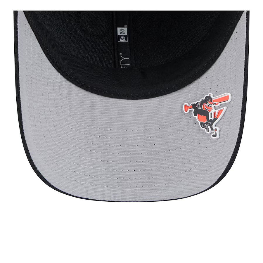 Men's New Era Baltimore Orioles Black 2025 MLB Clubhouse 9FORTY M-Crown Adjustable Hat