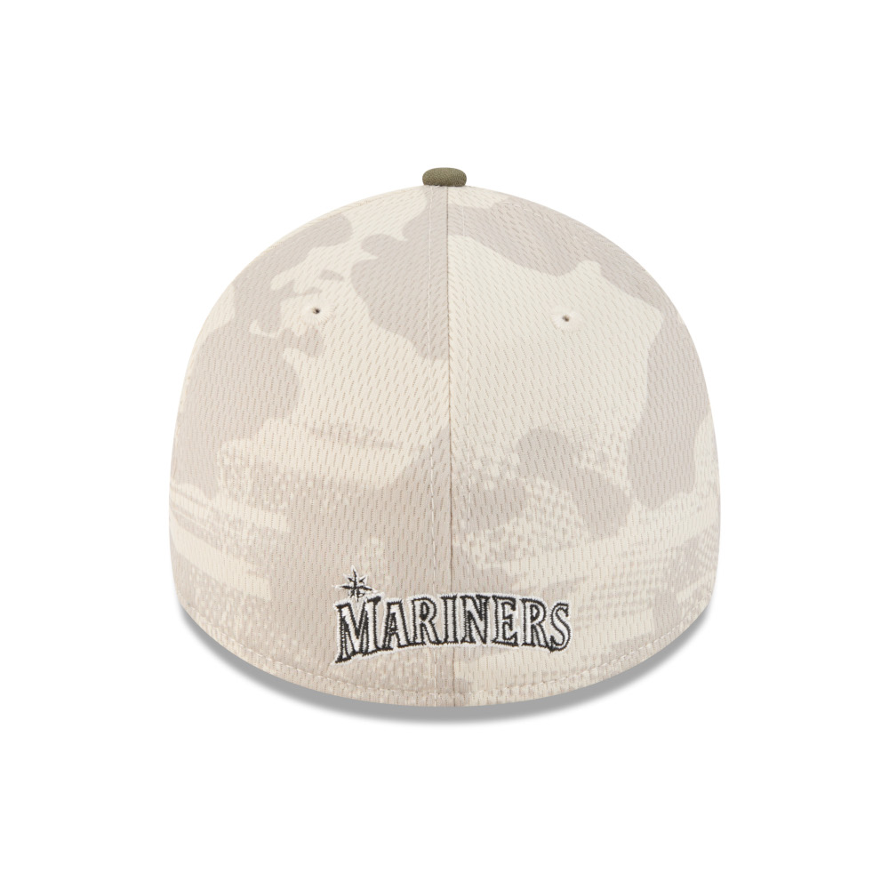 Men’s New Era Seattle Mariners 2025 Armed Forces 39THIRTY Camo and Army Green Flex Fit Cap