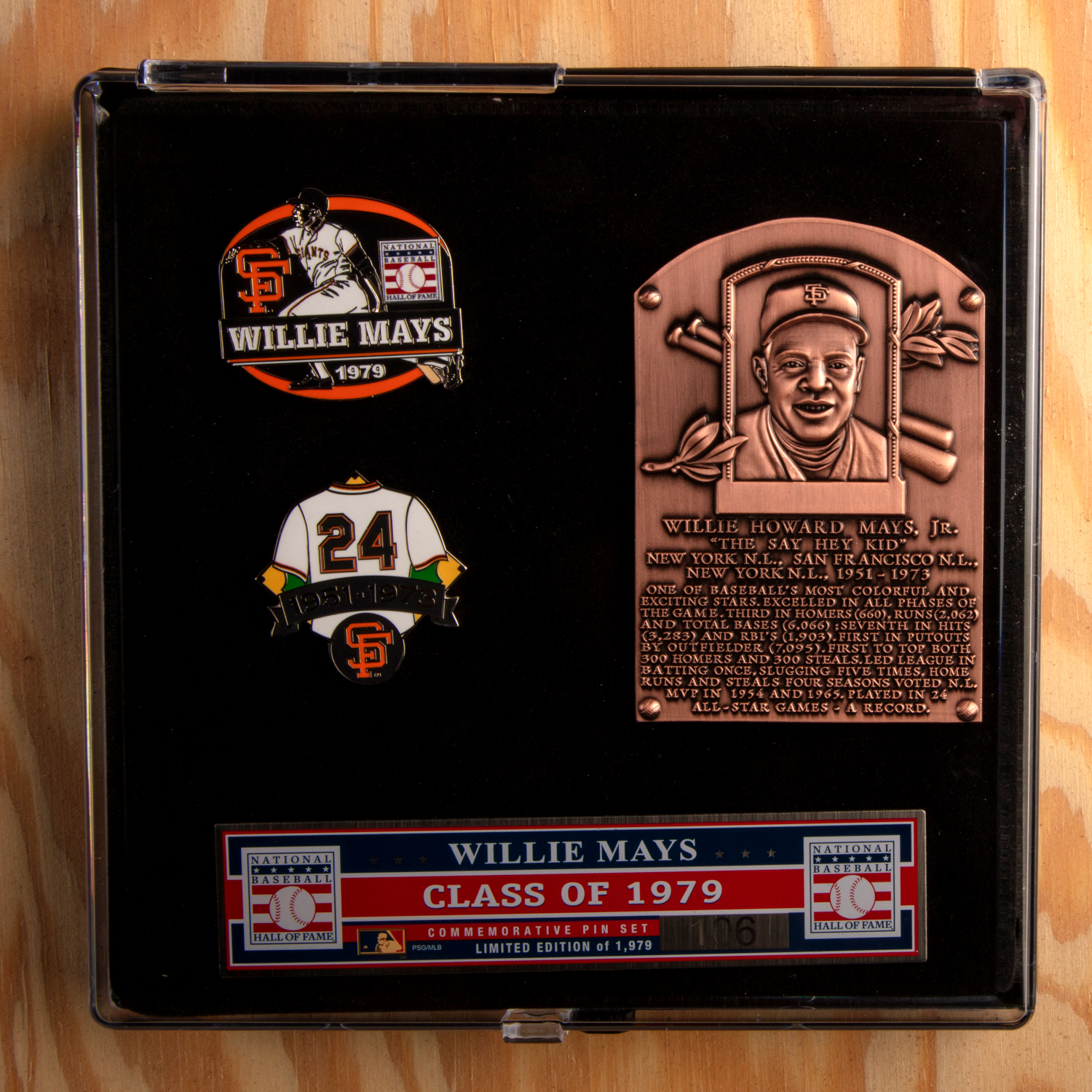 Willie Mays Hall of Fame Exclusive 3 Piece Pin Set with Plaque Bust Ltd Ed of 1,979