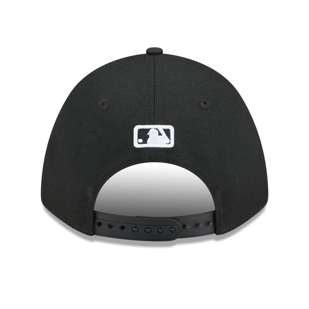 Men’s New Era Colorado Rockies Cooperstown Collection Hall of Fame Logo 9FORTY M-Crown Black Snapback Cap