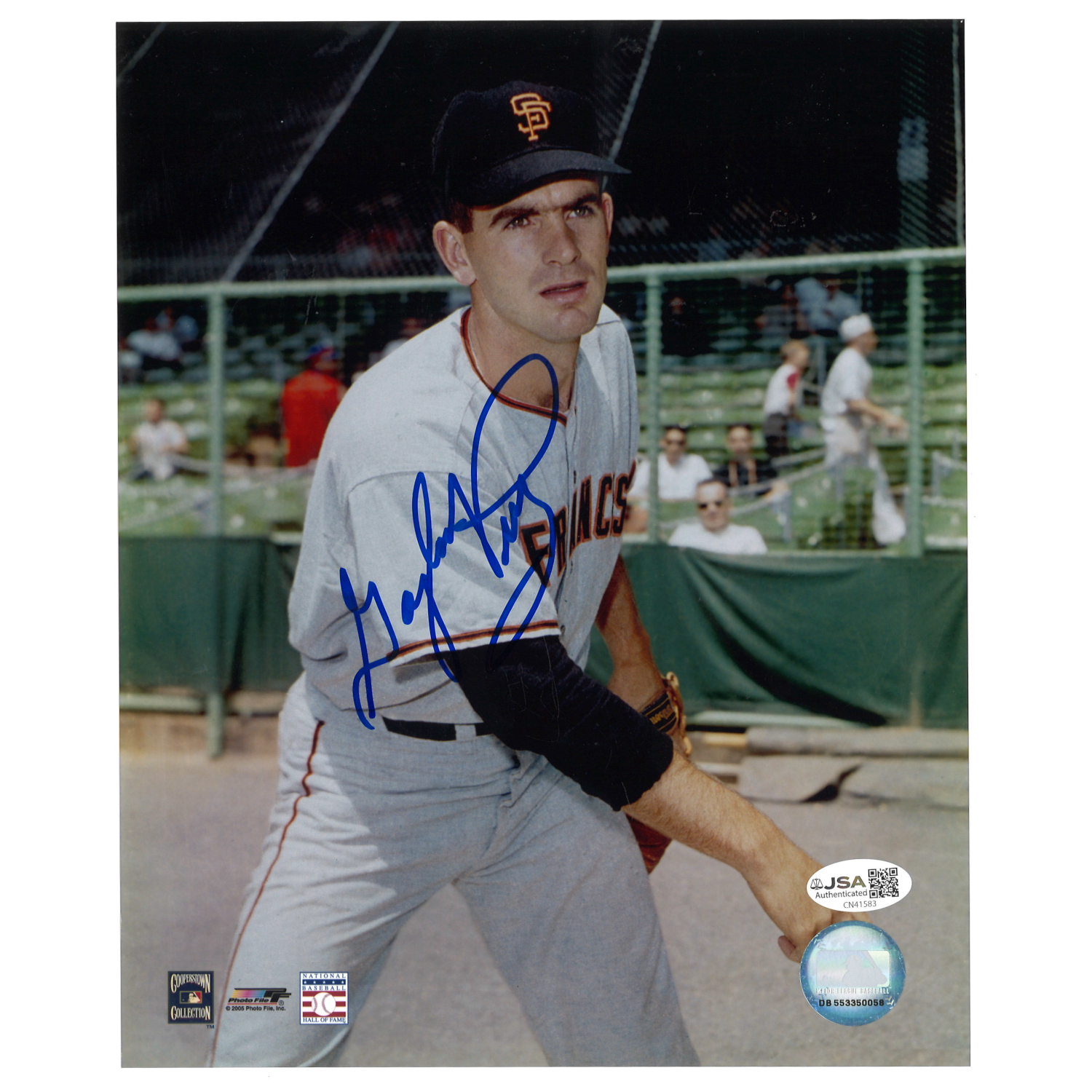 Gaylord Perry Autographed 8x10 Photograph (JSA)