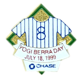 New York Yankees 1999 Yogi Berra Day Stadium Chase Pin
