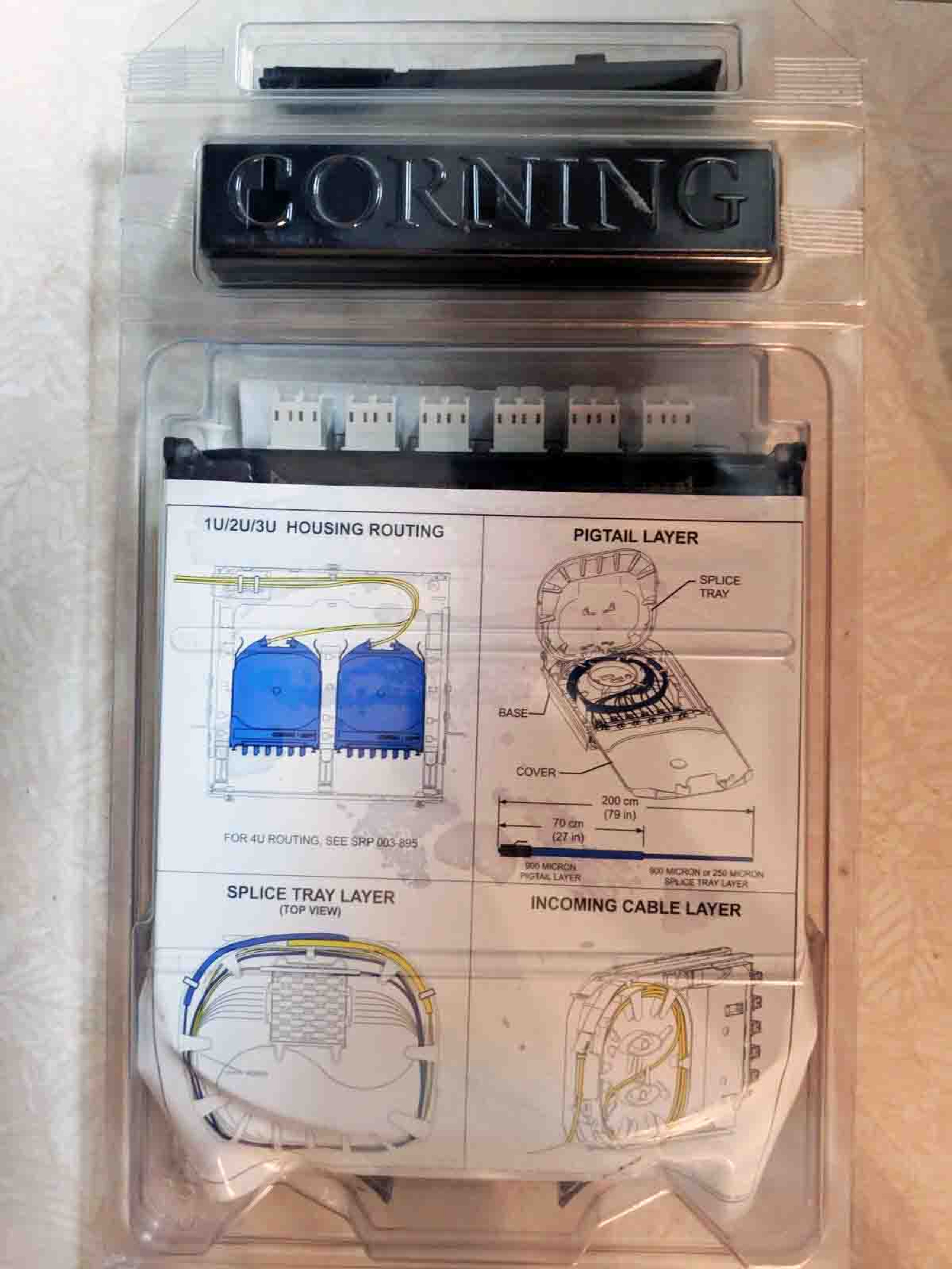 CCHCS24A8P00KE Splice Cassette, CCHCS, Duplex LC, 24F, 62.5µm OM1
