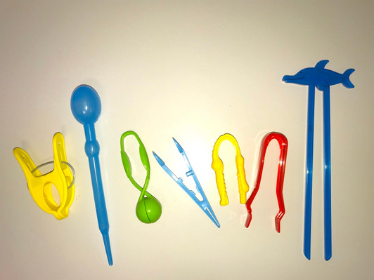 SkillBuilders Super Nipper Tongs Kit SkillBuilders Super Nipper Tongs Kit