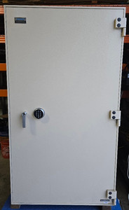 Diebold CashGard Plate Body TL-15 Safe – 8 lockers