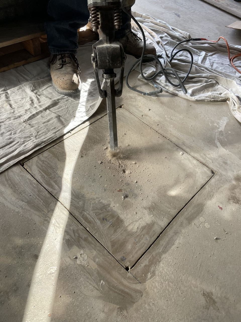 7 Advantages of Installing a Floor Safe in Your Home