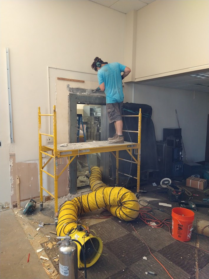 Boswell bank vault door rigging platform project