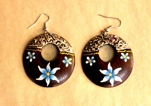 earrings, Wooden earrings, round wooden earrings, handpainted, handmade, light weight earrings, big round earrings, hoops,