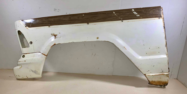 1970-1973 Rare Jeep Wagoneer Driver Narrow Trac N/T Fender W/Dress Plate Cut Out