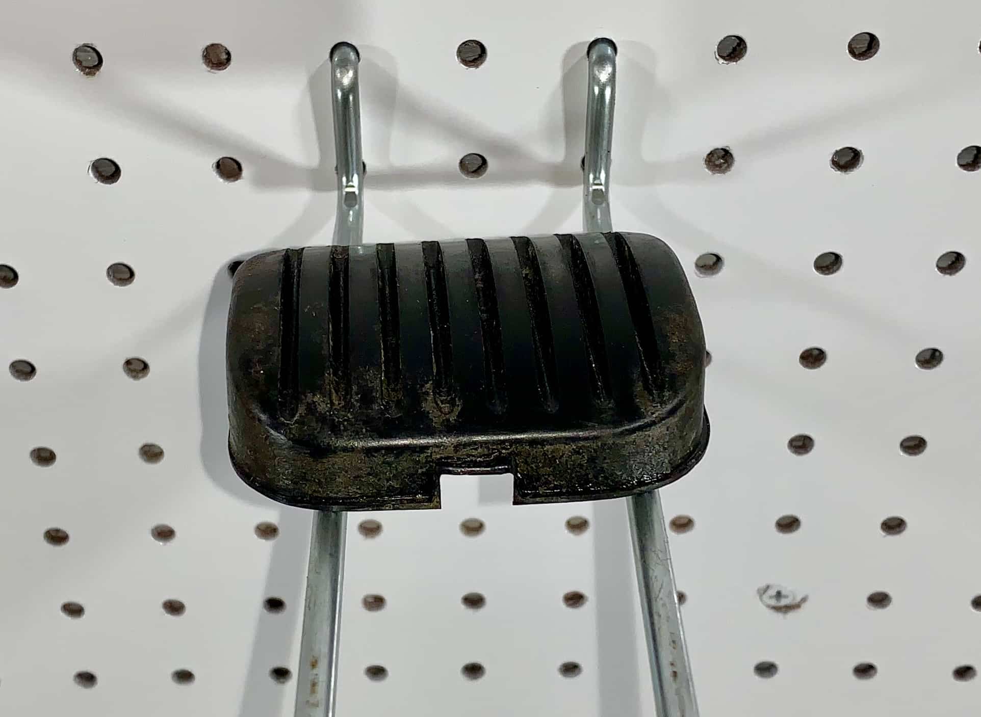 Jeep 1973-1991  New Old Stock/NOS Wagoneer SJ, Cherokee SJ, J10, J20, FSJ, Clutch Pedal Pad
